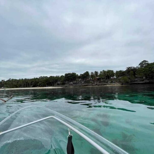 Why Us 3 gem crystal water resort in a sea